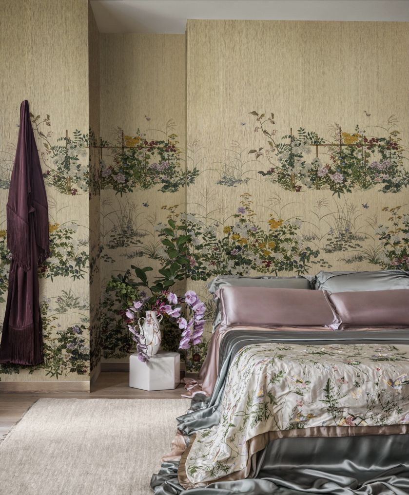 tapety w kwiaty do sypialni