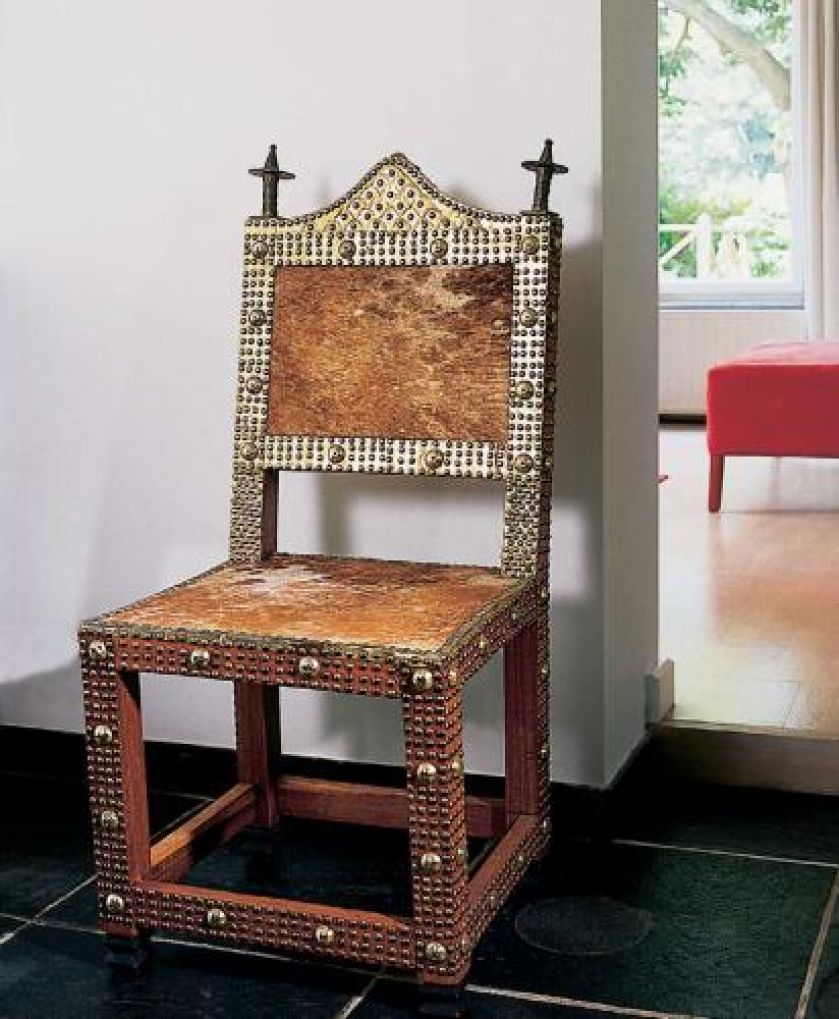 Tron przyjechał aż z Ghany. Bunkier ze sztuką