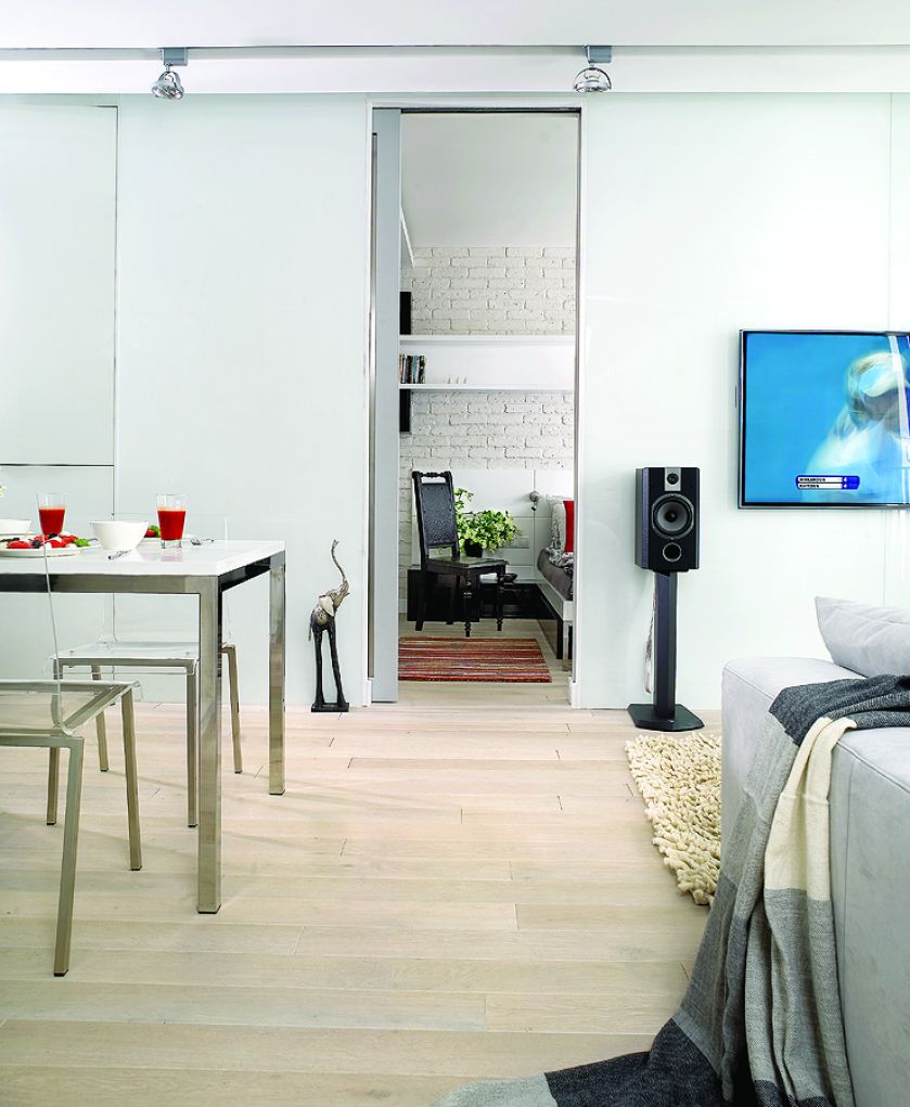 Mogłoby być większe, ale coś za coś. To mieszkanie jest w sercu stolicy, dwa kroki od słodkiego Wedla.