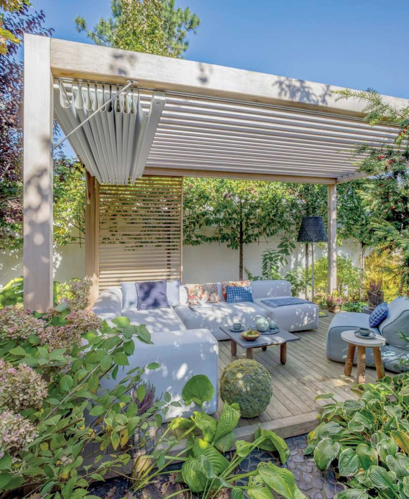 Prosty segment z lat 30. na warszawskim starym Żoliborzu nie zapowiada tego, co czeka za