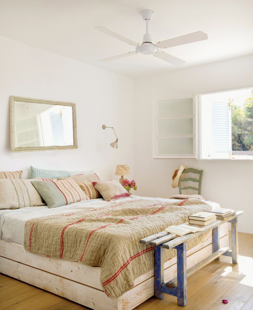 Nie ma lepszej pościeli na upały niż lniana – mówi Ariadna. – Nie pocisz się pod nią, nie przegrzewasz.