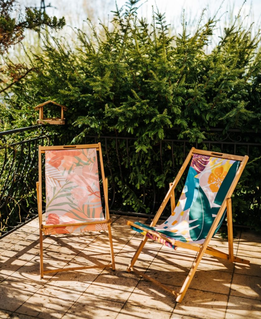 leżak plażowy drewniany