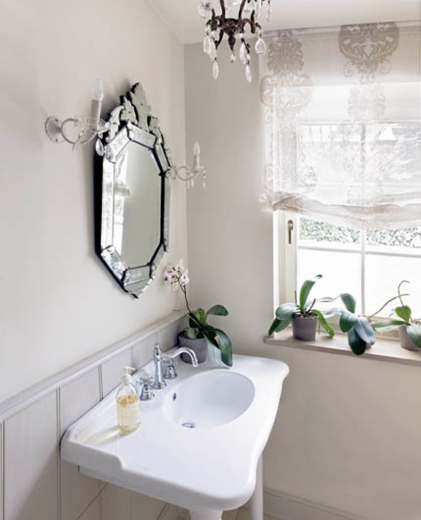 Romantyczna łazienka w stylu francuskim.