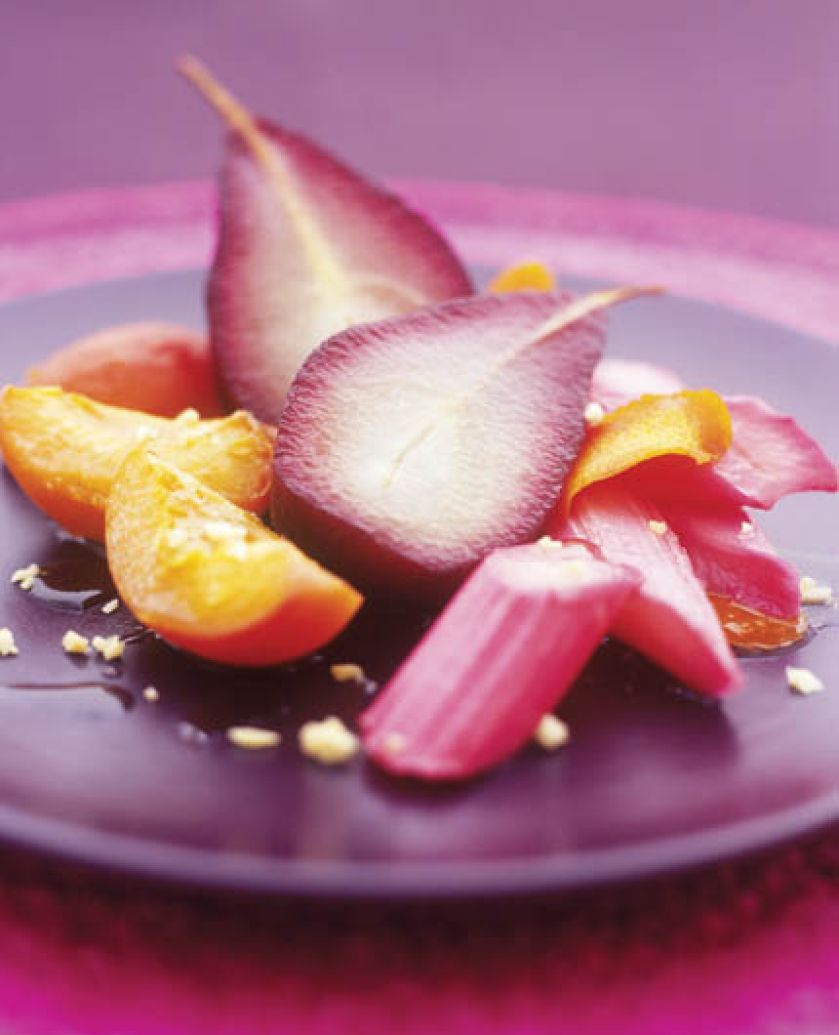 Rabarbar z gruszką i brzoskwinią w syropie.