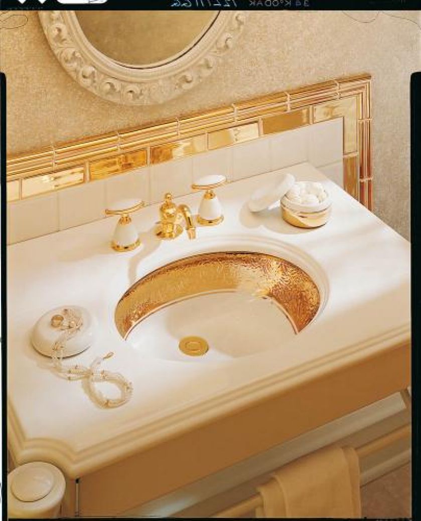 Złoto najlepsze do pałacowych łazienek. Aranżacja firmy KOHLER.