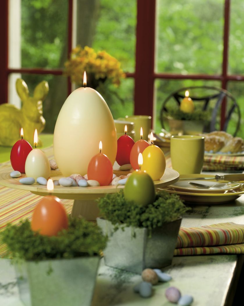 Na świąteczny stół możemy wybrać świece w kształcie jajek. Bolsius.