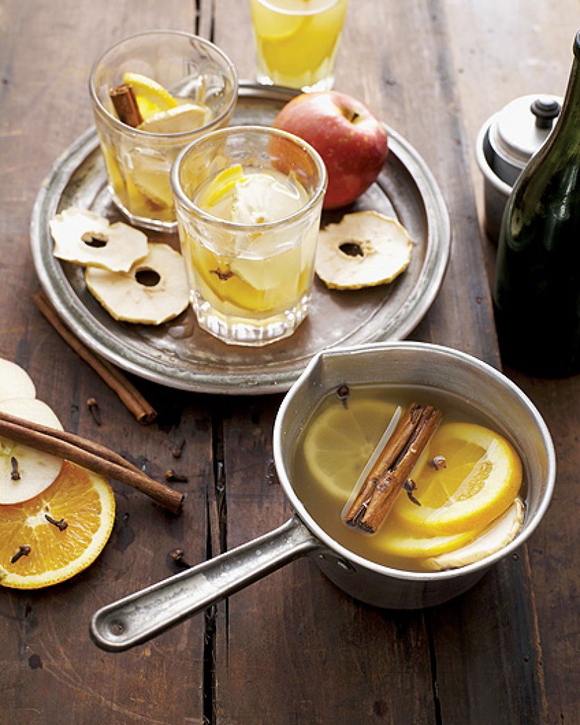 Zapiekane grzyby, placki ziemniaczane, grzany cydr, tarta z dyni. Oto proste i szybkie przepisy na jesienne dania.