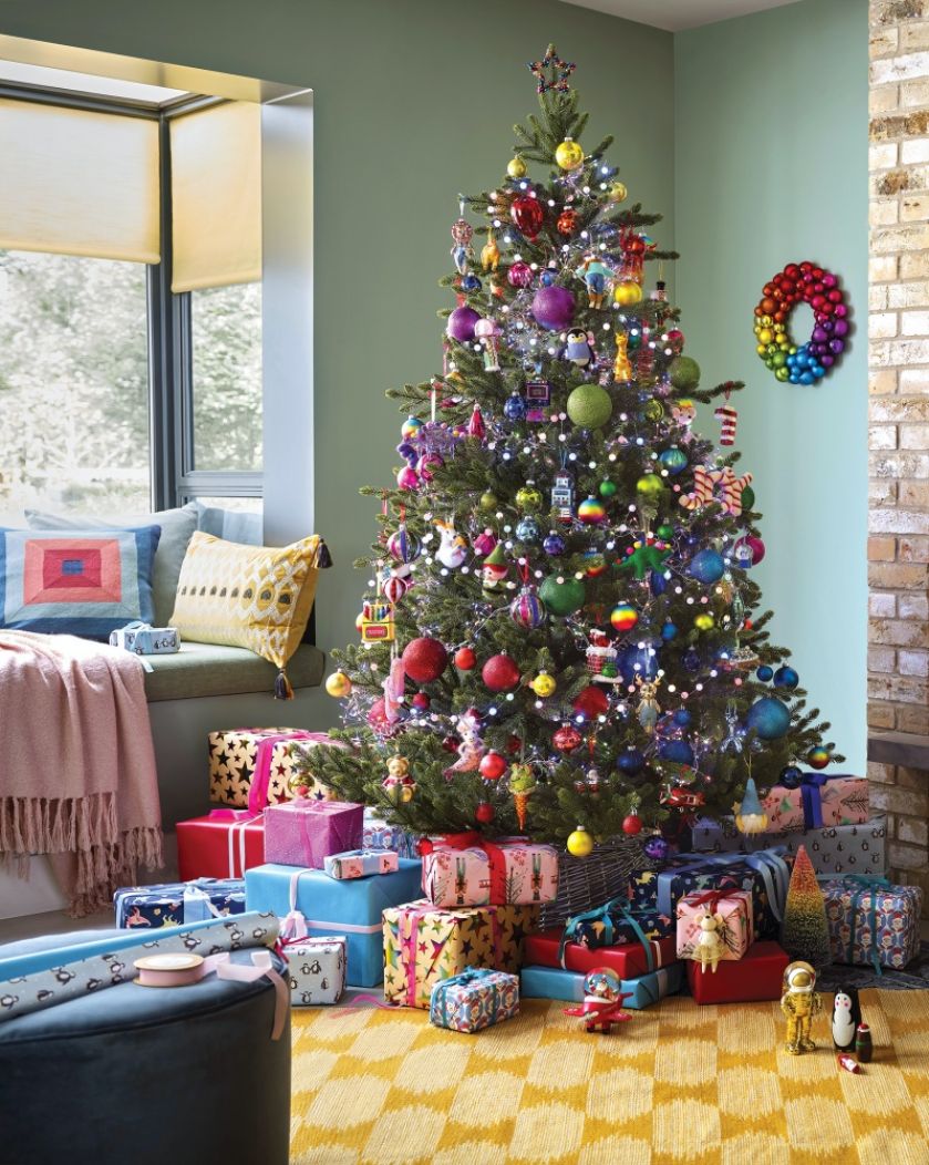 kolorowa choinka aranżacja