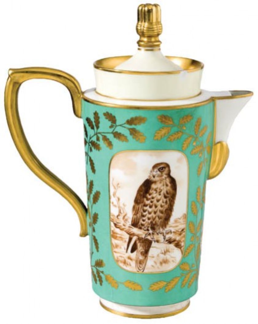 Tę porcelanową kawiarkę Hermann Goering dostał na pięćdziesiąte urodziny, Niemcy, 1943 r., fot. FORUM