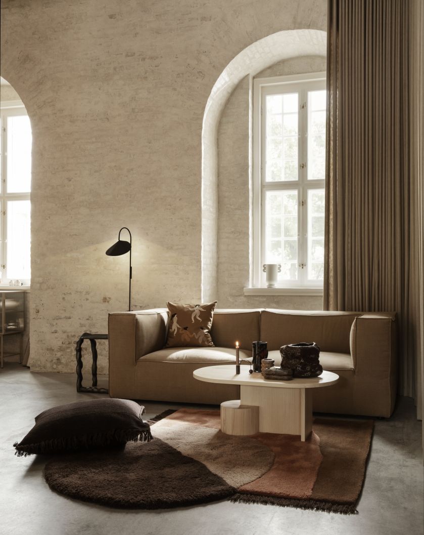 dywan o nieregularnym kształcie