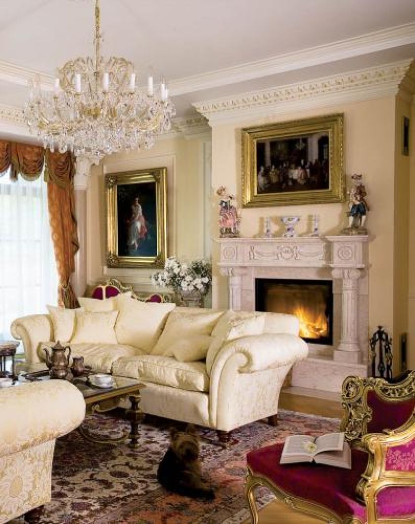 Kominek do salonu sprowadzono z Persji.