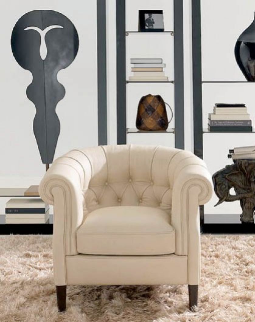 Fotel Queen od Natuzzi. Może być skórzany lub z tkaniny. Cena - 4300 zł. SANIMEX