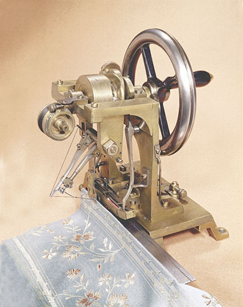 Historia wynalezienia maszyny do szycia z seksem w tle.