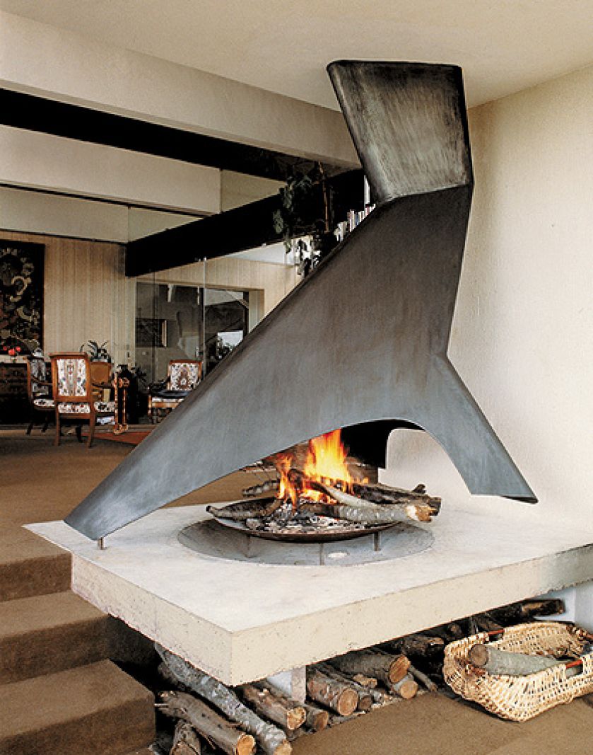 Kominki-rzeźby wykute z żelaza