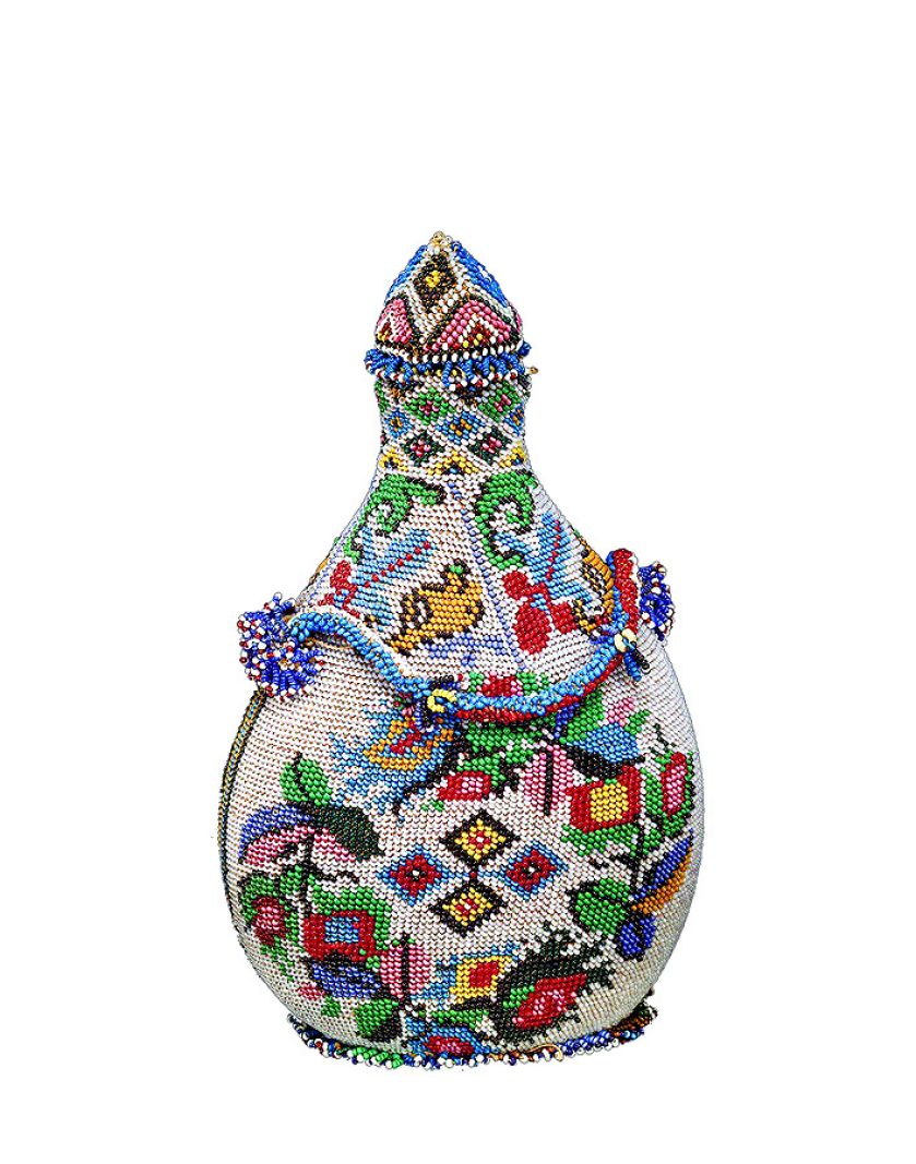 Obszyta koralikami butelka z korkiem, prawdopodobnie Rosja, poł. XIX w.