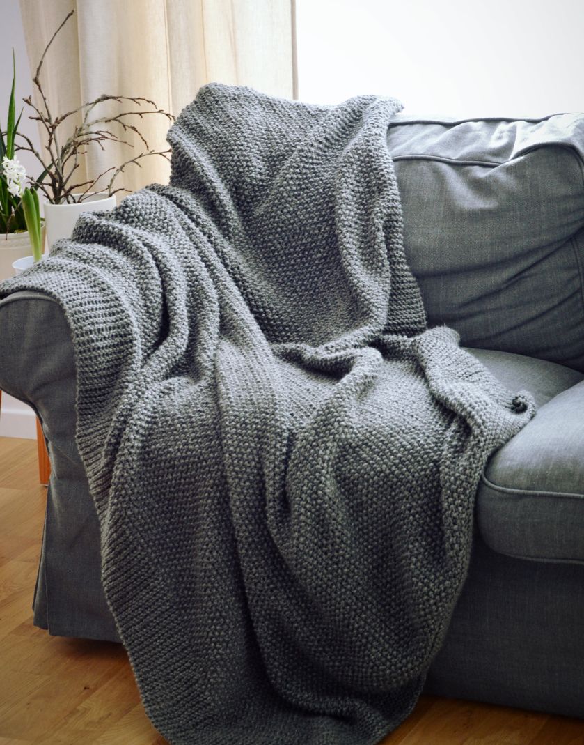 Wełna czesankowa, koce, narzuty i pledy