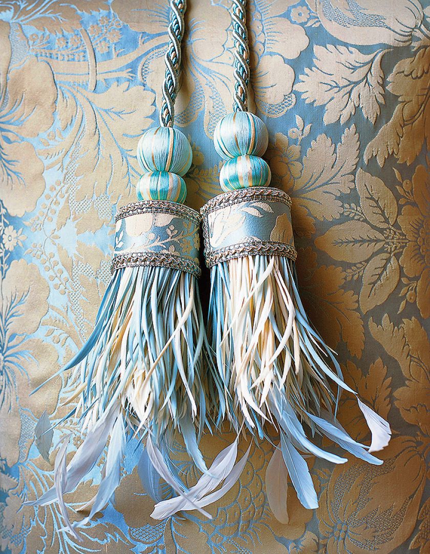 Ozdoba Russian Silk, tu w błękitach i beżach, kupić można też w innych kolorach, SPINA DESIGN