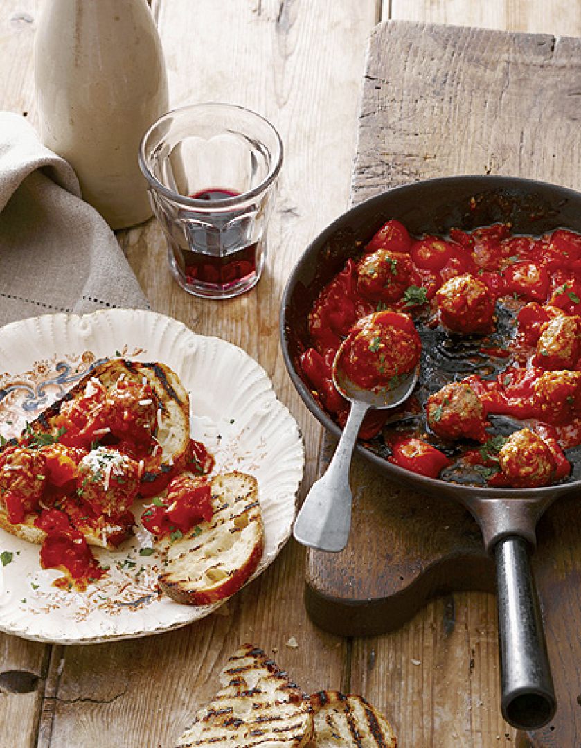 Zapiekane grzyby, placki ziemniaczane, grzany cydr, tarta z dyni. Oto proste i szybkie przepisy na jesienne dania.