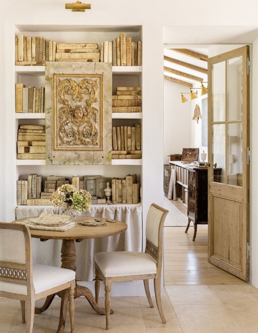 aranzacja wnetrza z antykami