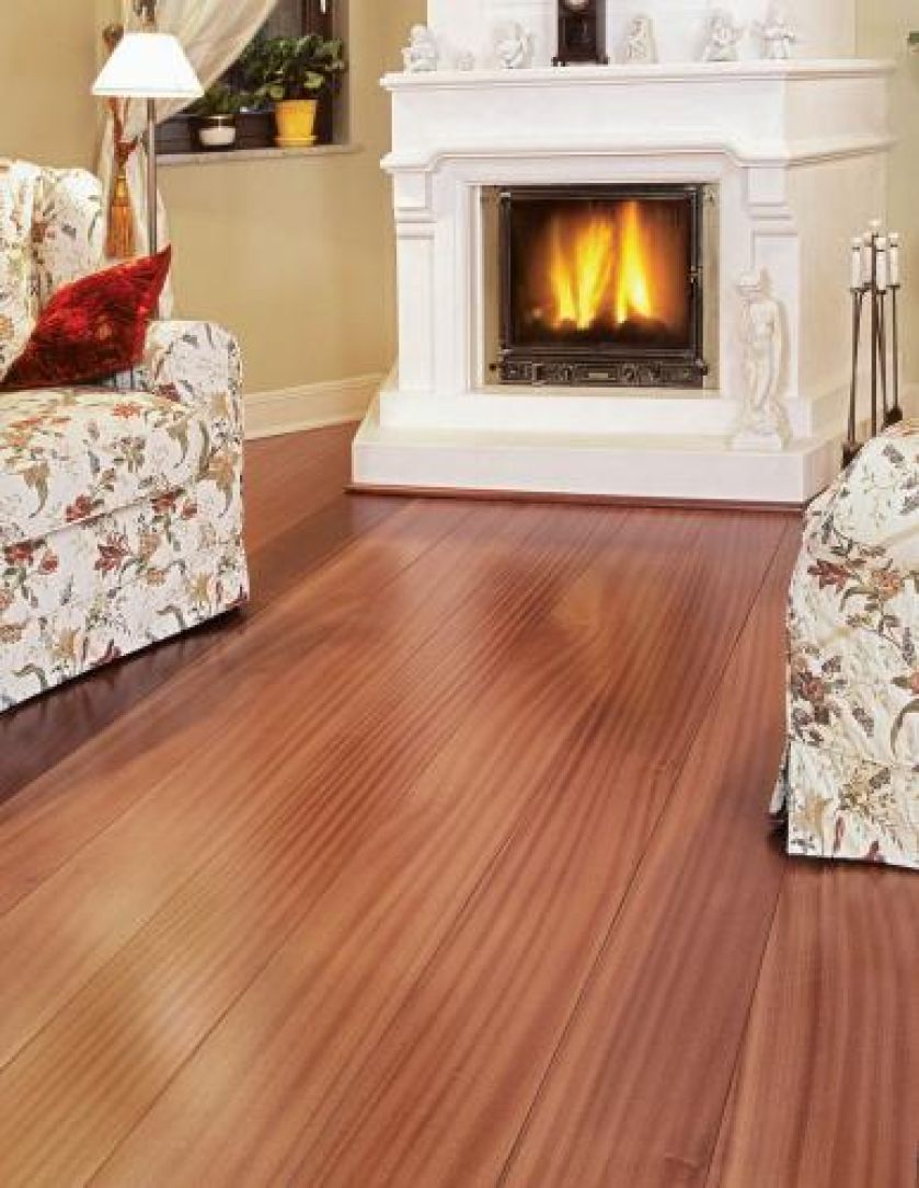 Podłoga z drewna sapeli firmy MARCHEWKA