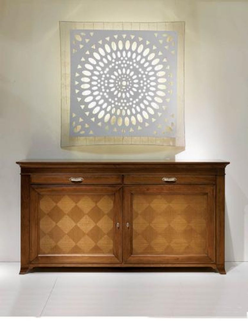 Klasyczna komoda w romby z kolekcji Da Vinci. Szuflady są wyłożone elegancką skórą. PIOMBINI