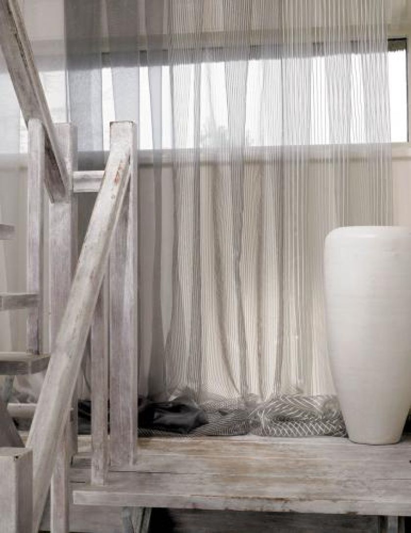 Szarości i srebro to najmodniejsze dziś kolory - tkaniny FR-One. CHRISTIAN FISCHBACHER