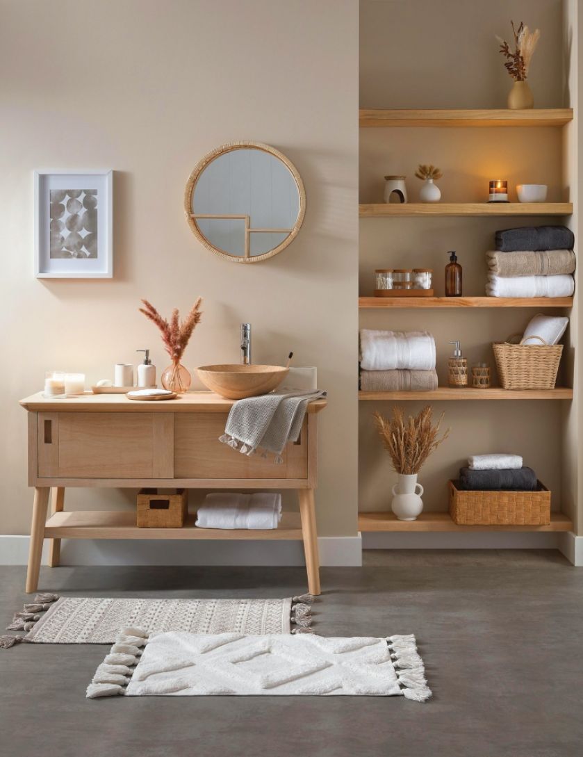 Drewniana komoda pod umywalkę