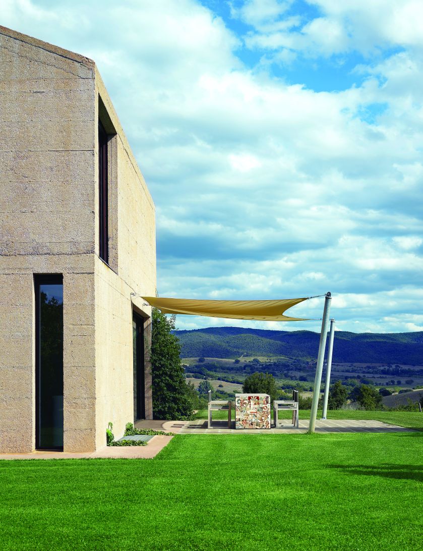 Tylko spójrzcie na toskańską rezydencję Piera Lissoniego, włoskiego projektanta i mistrza minimalizmu.