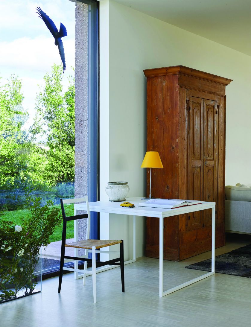Tylko spójrzcie na toskańską rezydencję Piera Lissoniego, włoskiego projektanta i mistrza minimalizmu.