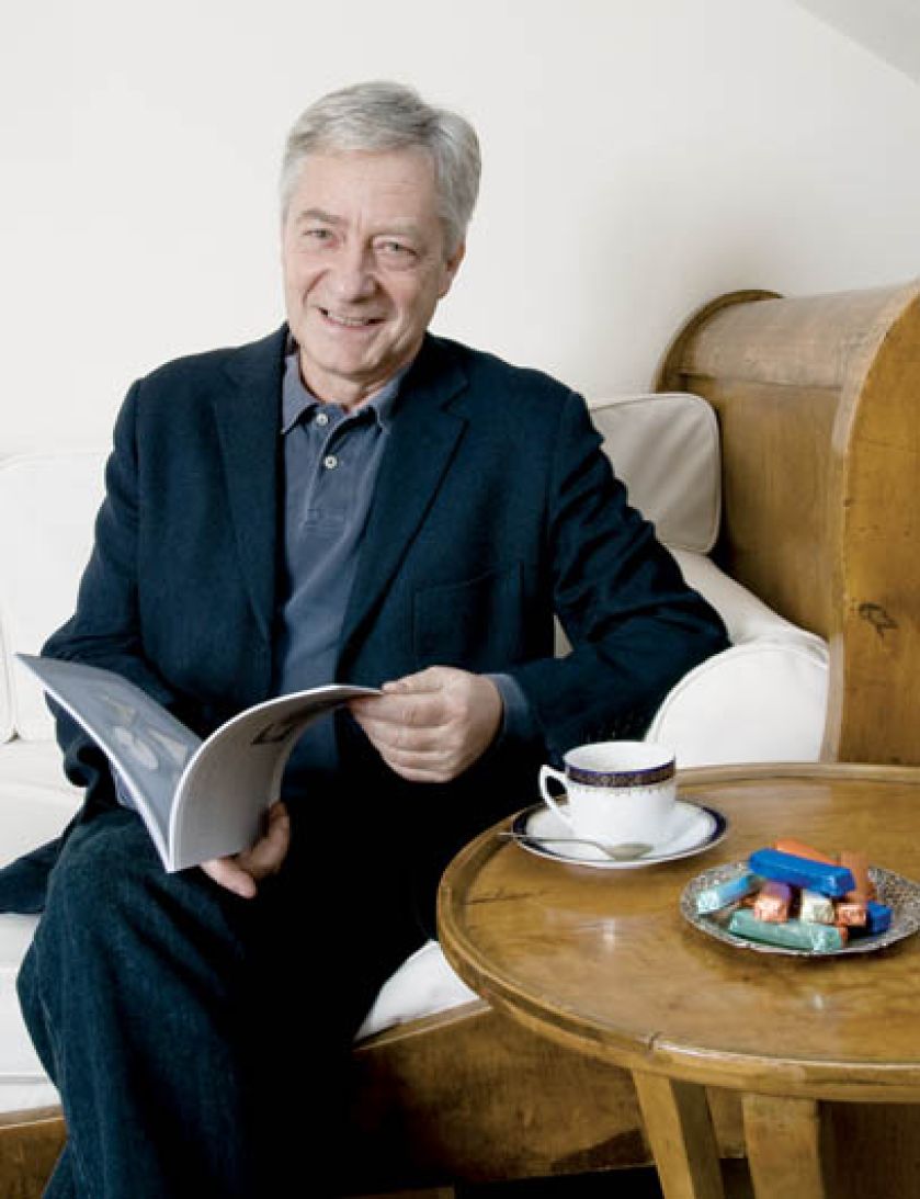 - Gdy zmarli moi rodzice, mnie i bratu pozostawili dom pełen antyków. Podzieliliśmy się - wspomina Jacek.