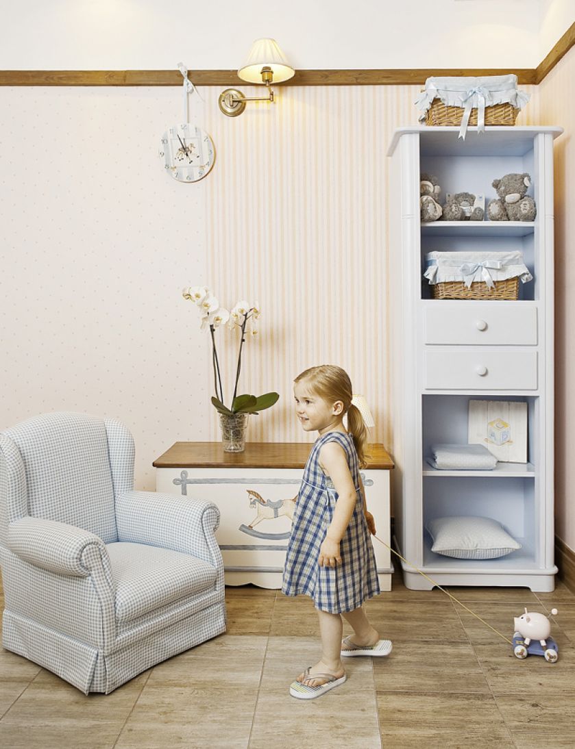 Z kolekcji Sydney wraz z pięknym fotelikiem w wersji mini. Do kupienia w sklepie KONIK NA BIEGUNACH - studio