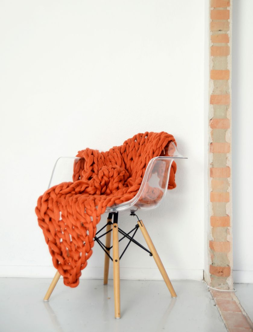 Wełna czesankowa, koce, narzuty i pledy