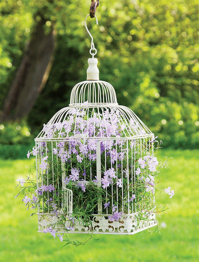 Romantyczna dekoracja tarasu lub okna.