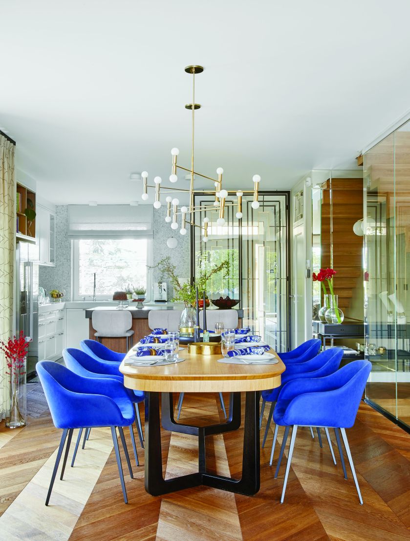 Ten stylowy i nowoczesny dom dla musiał być nie tylko piękny, ale też przestronny