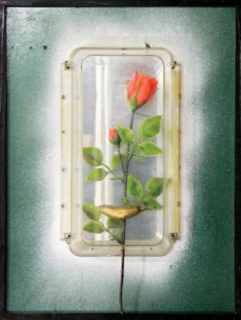 Władysław Hasior Adoracja ostatniego słowika , 1981 r., Miejski Ośrodek Sztuki w Gorzowie Wielkopolskim