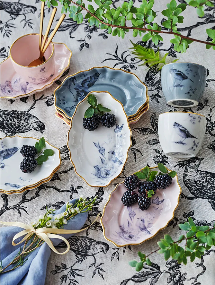 porcelana z kolekcji werandy i majoliki nieborów