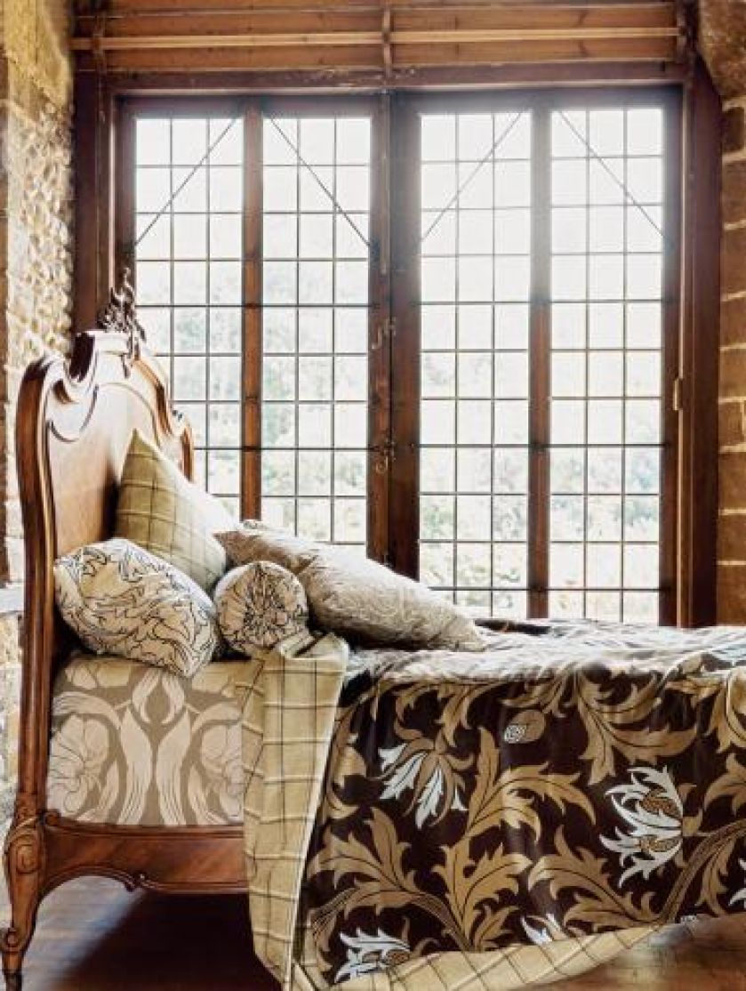 Tkanina na narzucie Planet. Cena - 298 zł/mb. MAGIC HOME