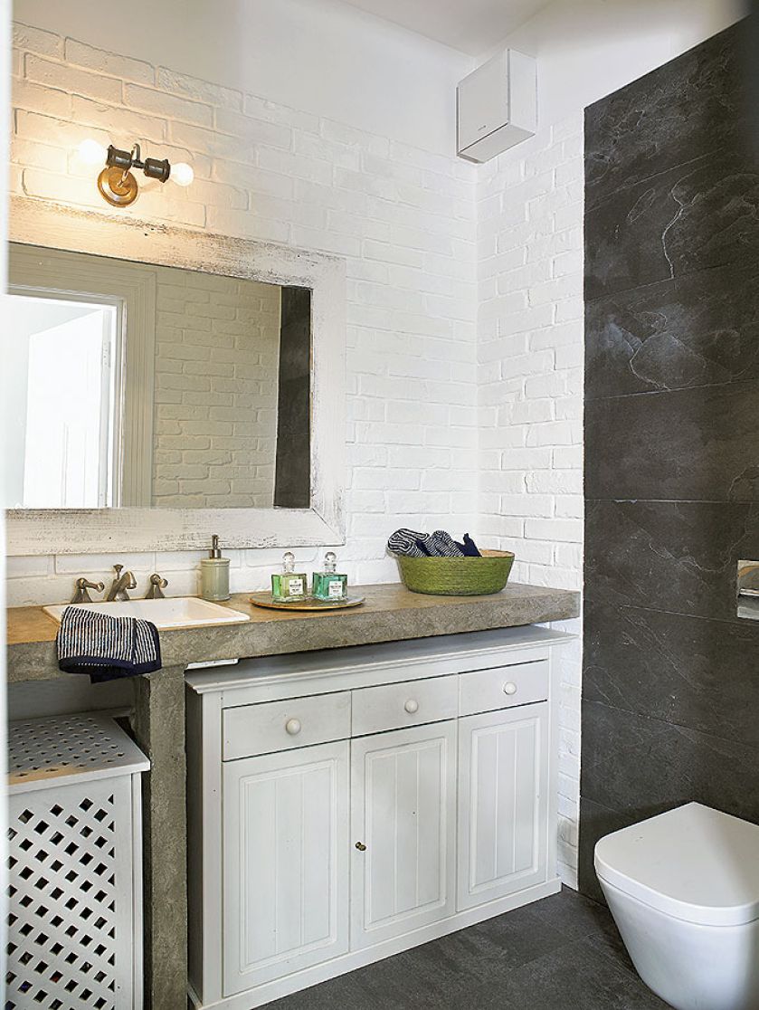 Nowoczesna łazienka. Loft urządzony deskami ze starej stodoły