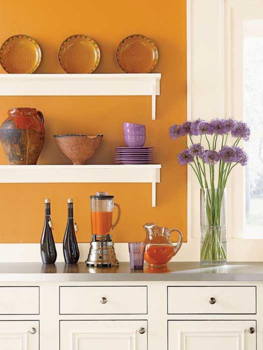 Na ścianie farba ceramiczna Regal Select Premium, odporna na zabrudzenia, 85 zł/l, Benjamin Moore
