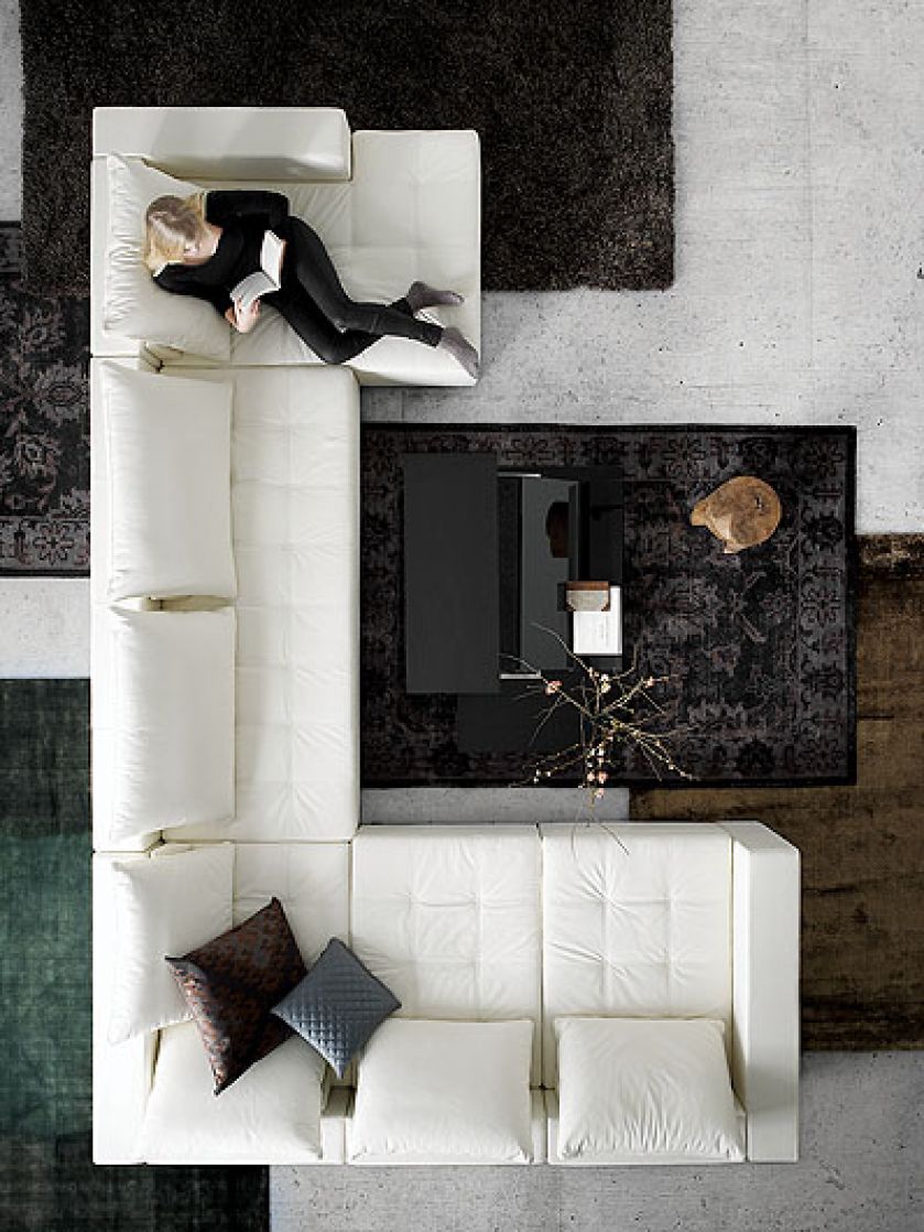 Narożnik Mezzo z białej skóry, z szezlongiem