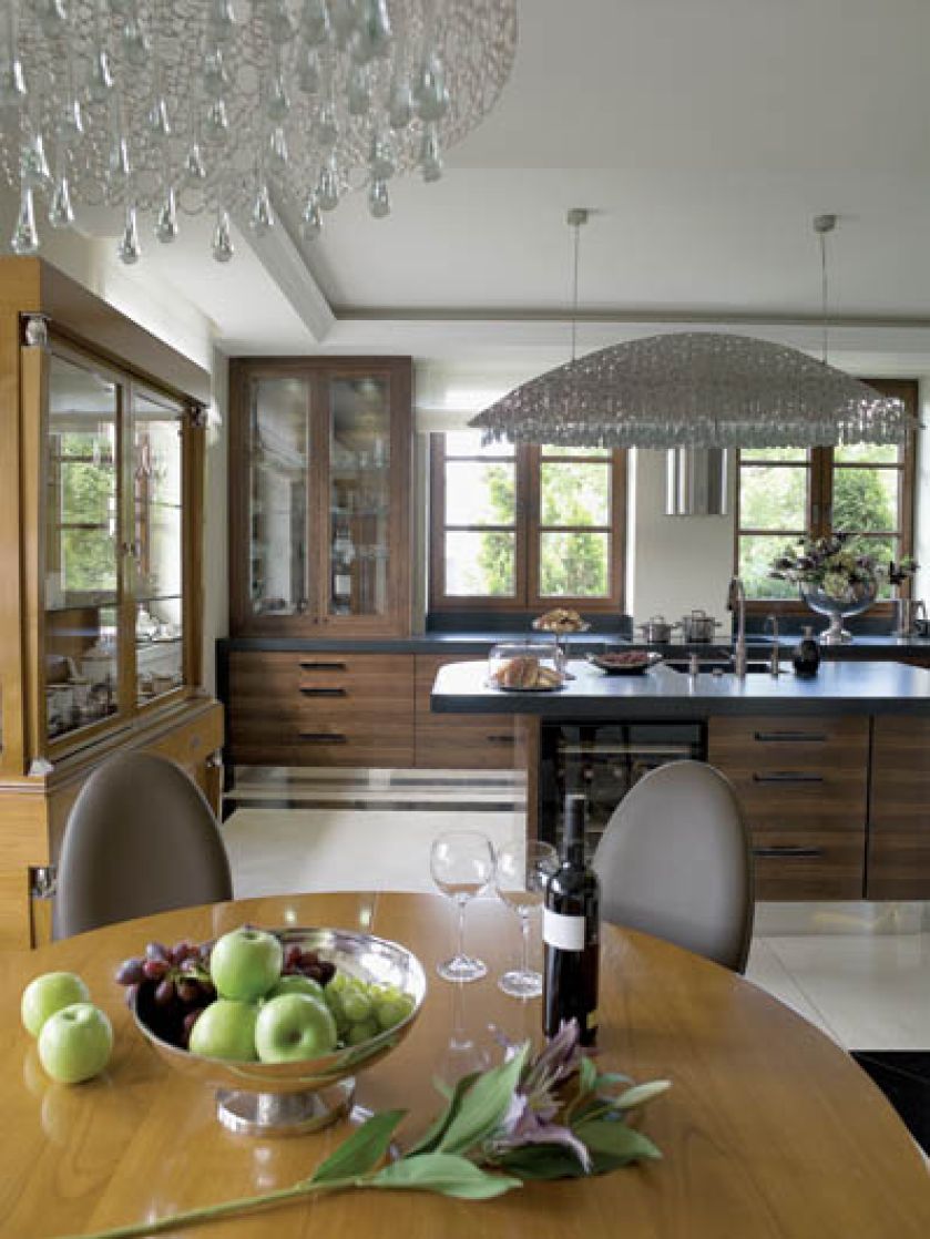 Lampy do kuchni przyjechały z targów w Paryżu.