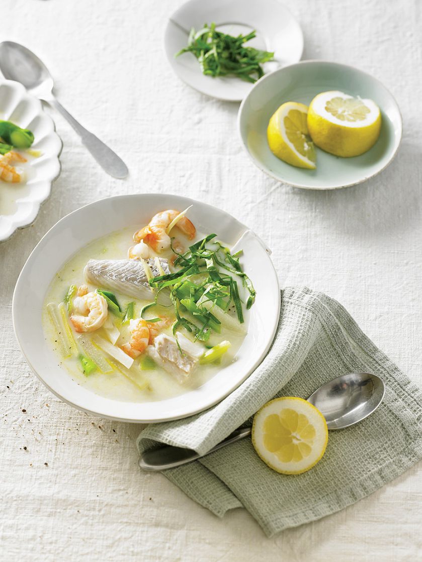 Potrawka kokosowa. Nowalijki w stylu orientalnym