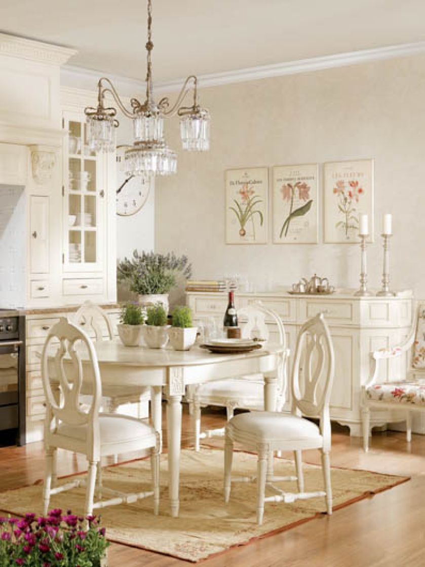 Stół z litego drewna na modłę francuską. FABRYKA WNĘTRZ