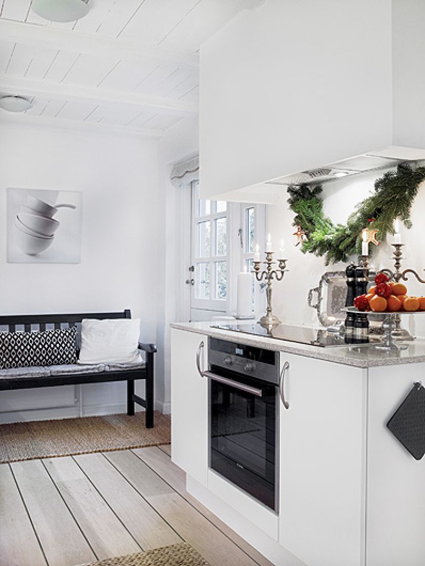 Świąteczne dekoracje znalazły się równiez w kuchni.