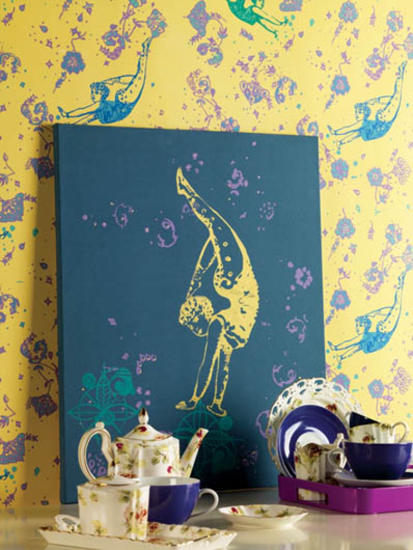 Tapety i tkaniny z pięknymi, zaskakującymi wzorami.