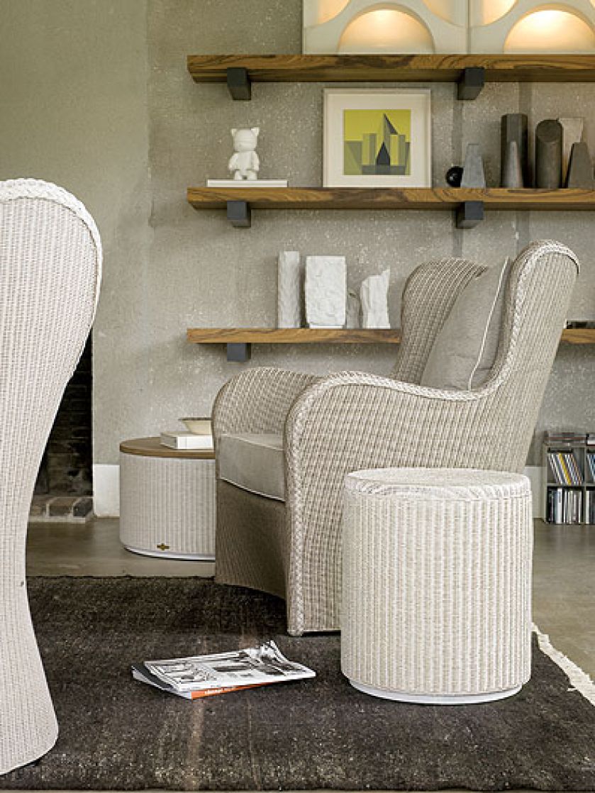 Został zrobiony z włókna loom. Cena – 1071 zł. DECOLOR