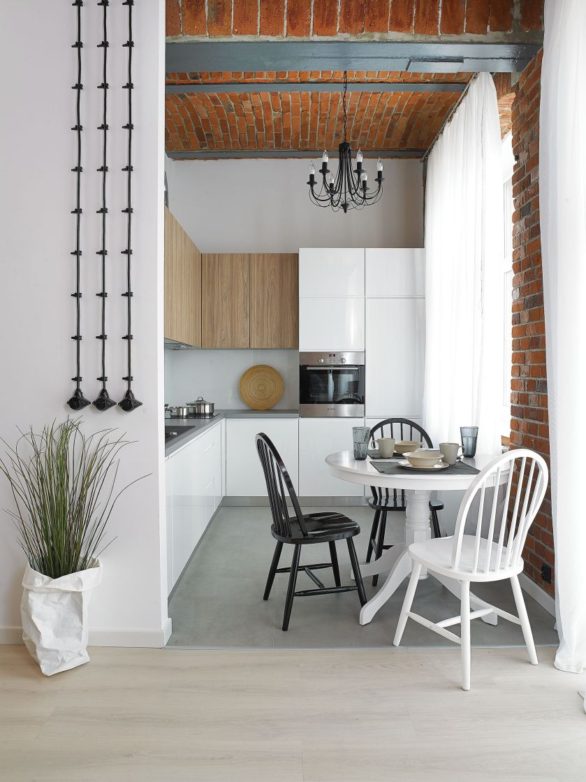 Kuchnia w kształcie litery L . Fot. Michał Skorupski (Weranda 11/2016)