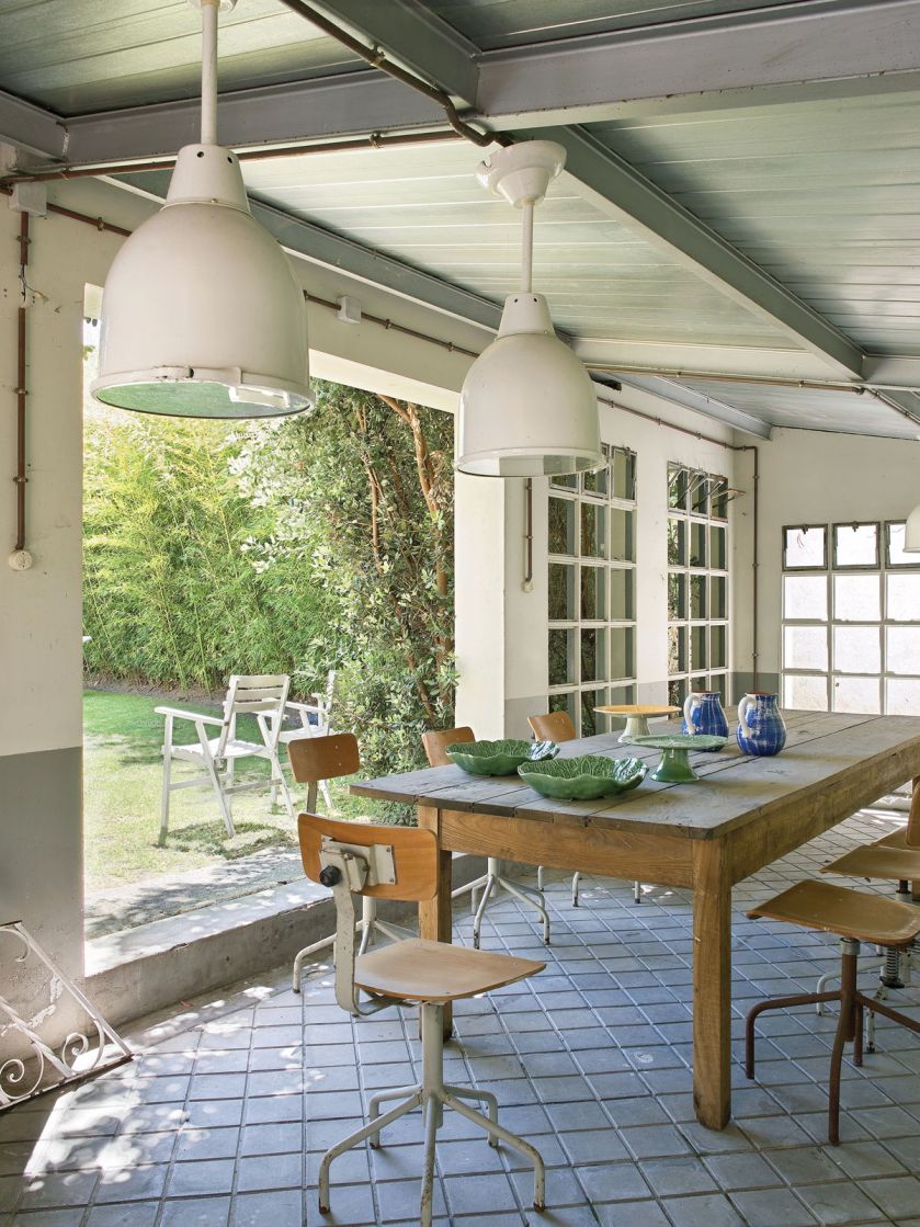 Ta hinduska willa pamięta niejedną metamorfozę: bywała restauracją, hodowano w niej szynszyle, później popadła w