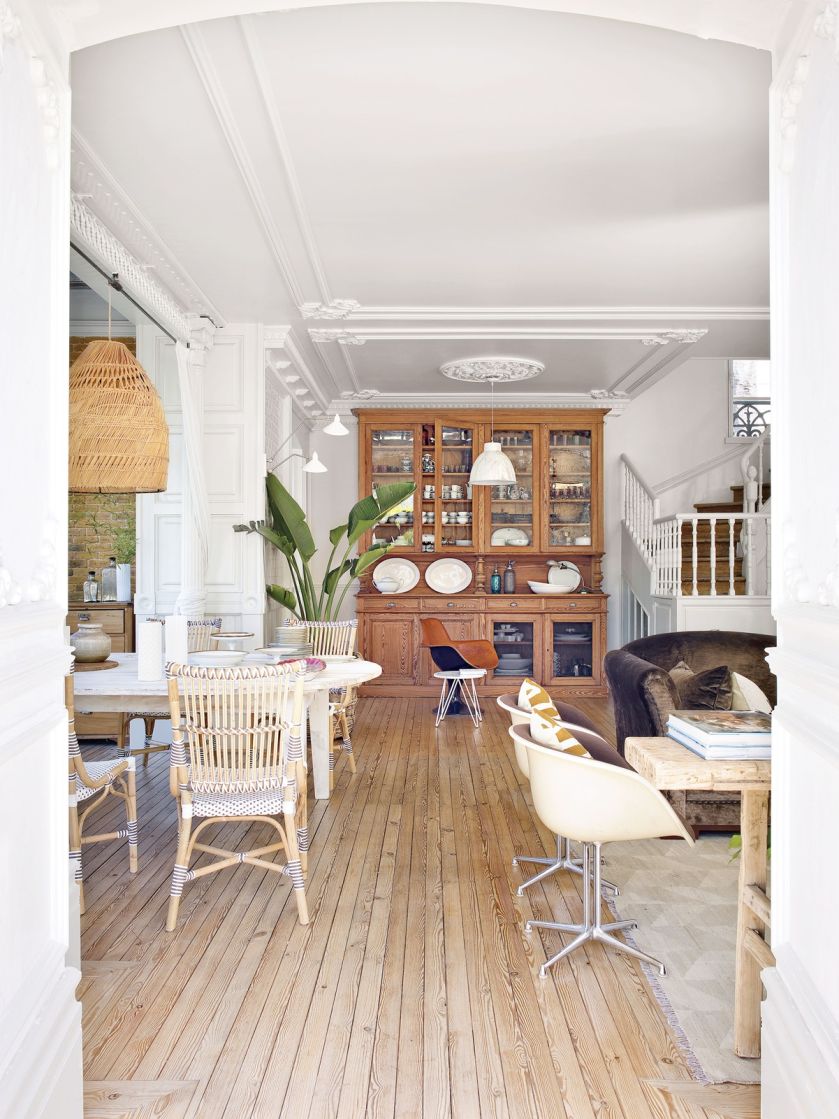 Ta hinduska willa pamięta niejedną metamorfozę: bywała restauracją, hodowano w niej szynszyle, później popadła w