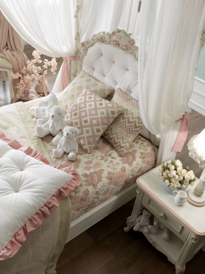 Poranek infantki - stylowa sypialnia